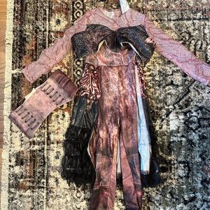 Disney descendants Audrey costume size small ages 4-6